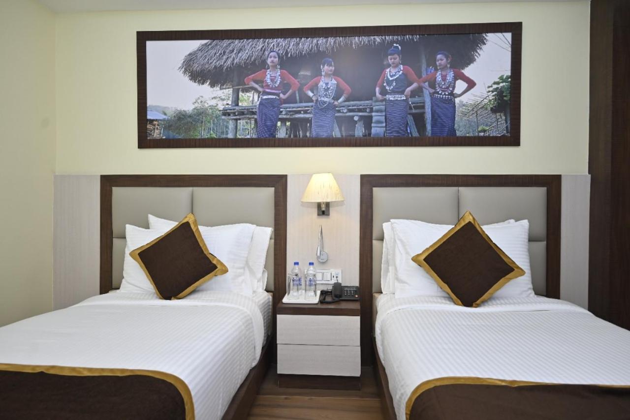 Hotel Rimi International Агартала Екстер'єр фото