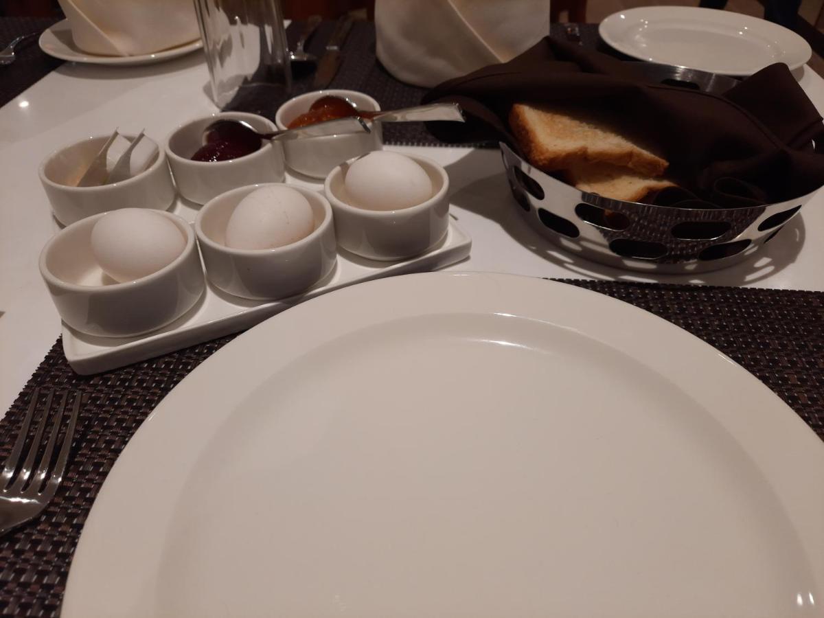 Hotel Rimi International Агартала Екстер'єр фото