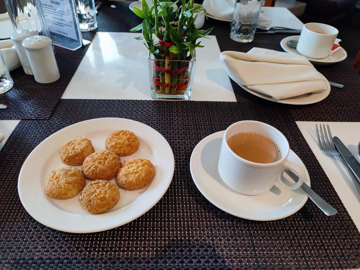 Hotel Rimi International Агартала Екстер'єр фото